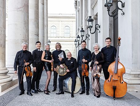 Foto von Tutti Toale, acht Mitglieder