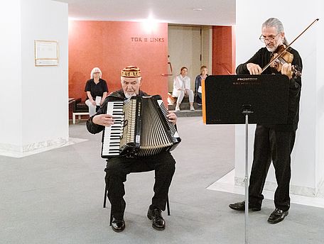 Foto Klepper Duo, Musiker mit Akkordeon und Geige